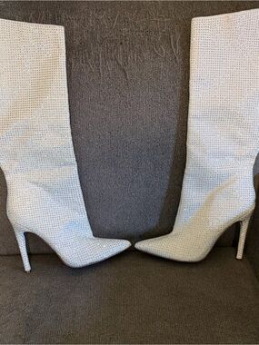JLO Jennifer Lopez White Rhinestone Over-the-Knee Boots Size 7.5